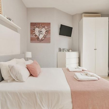 C14 - Nice Studio Close To Historical Center マラガ エクステリア 写真